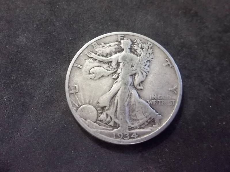 lot 74 image: 1934 S Walker Half Dollar