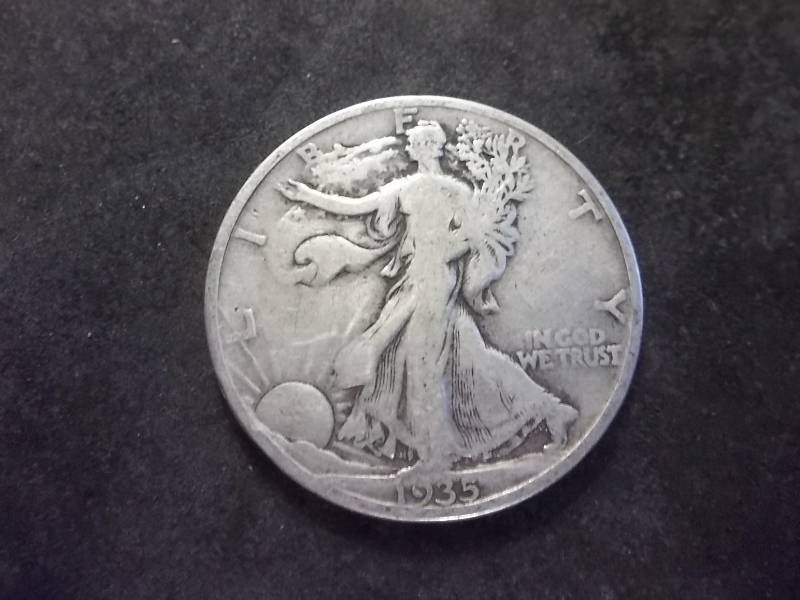 lot 76 image: 1935 S Walker Half Dollar