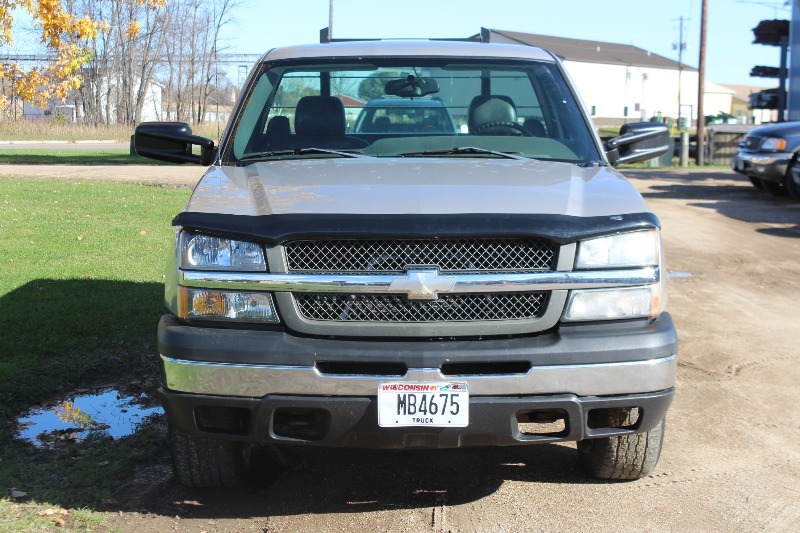 lot 1922 image: 2005 Chevrolet Silverado 1500 4x4 - 129,339 Miles