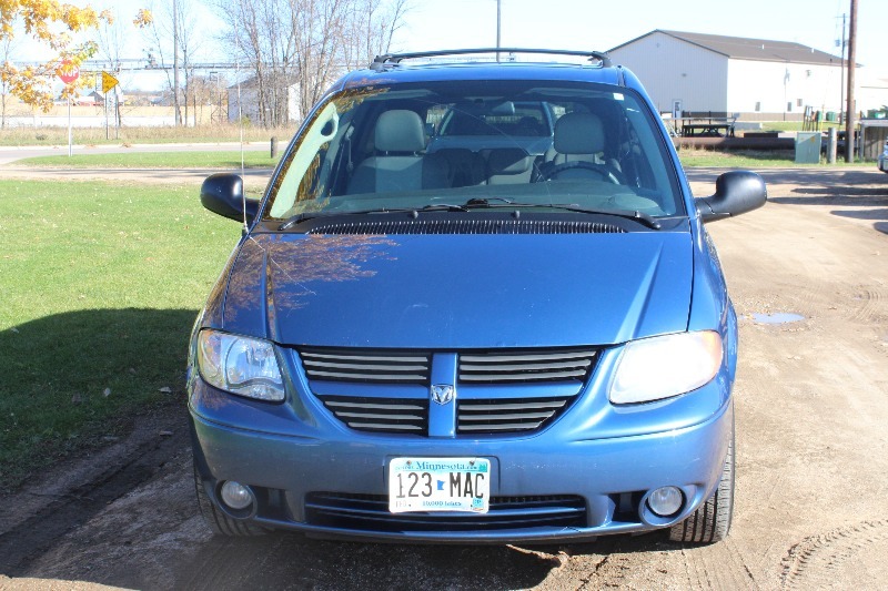 2006 Dodge Grand Caravan SXT Special Edition - Stow N Go -