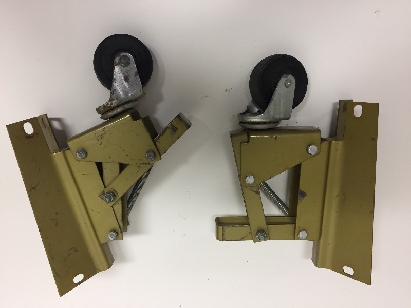 lot 15 image: Caster Cart Wheels