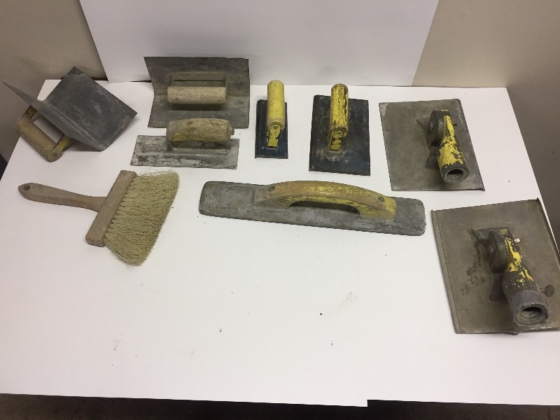 lot 25 image: Sheetrock Taping Tools - Trowels