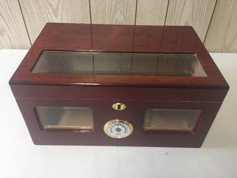 lot 47 image: Don Salvatore Humidor Locking with Key