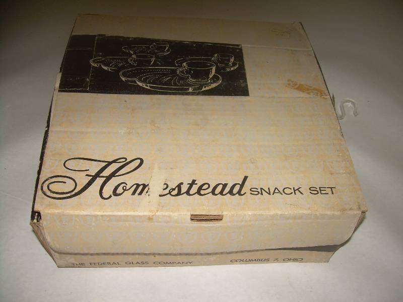 ANTIQUE SNACK SET