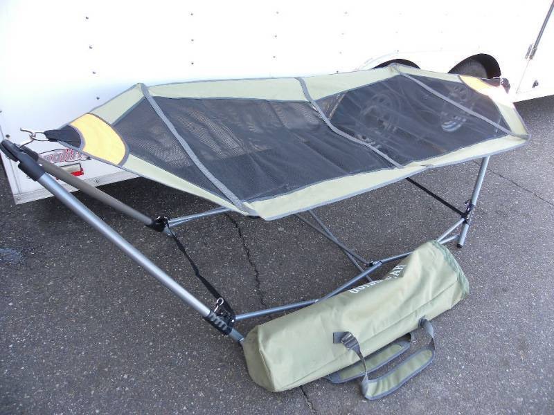 lot 1 image: Pallet Of (25) Camping Hammocks