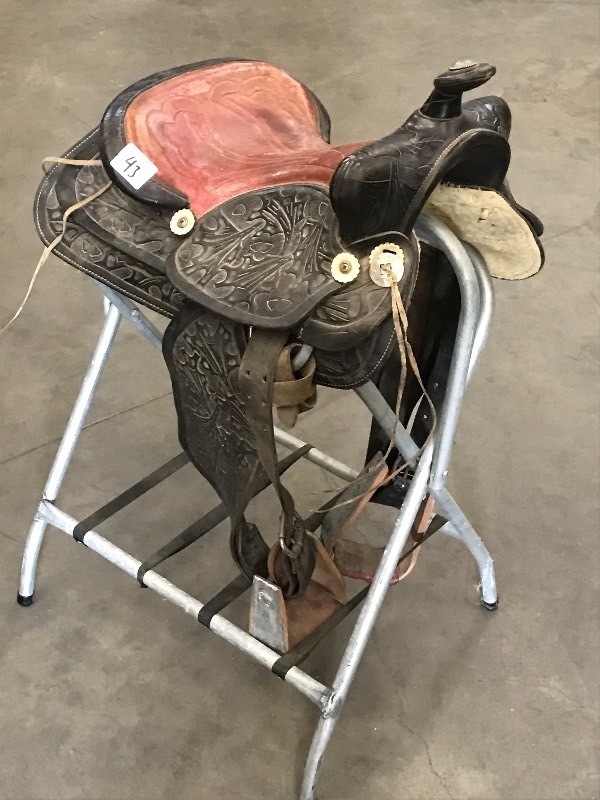 lot 43 image: Simco Saddle
