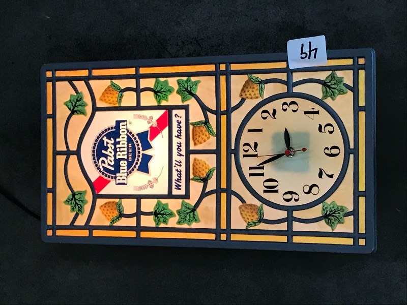 lot 49 image: PBR Lighted Clock Sign