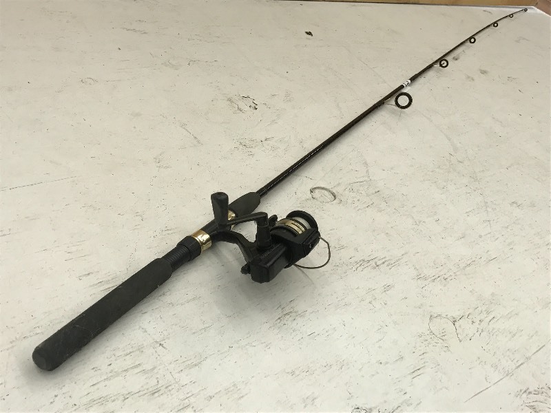 Quantum Snapshot Rod & Reel  LE Sporting Goods, Collectibles