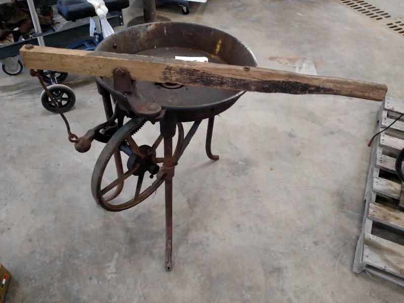 lot 20 image: Vintage Coal Forge...