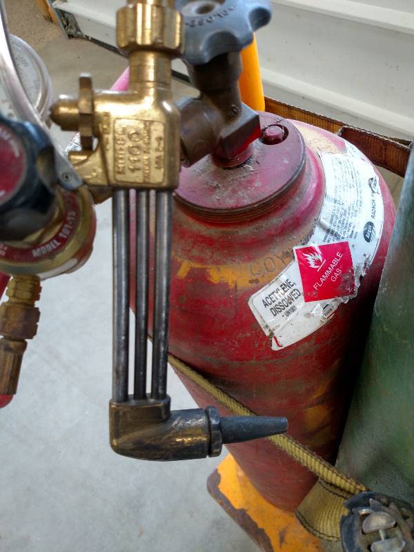 lot 34 image: OxyAcetylene Torch with Cart, Gaug...