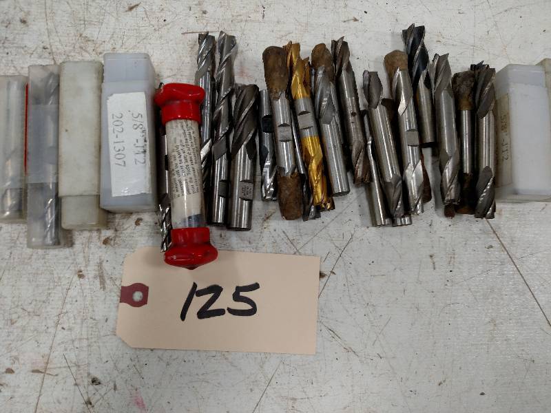 lot 125 image: Asstd End Mills, 12...