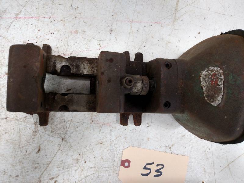 lot 53 image: 3 Air Vise...