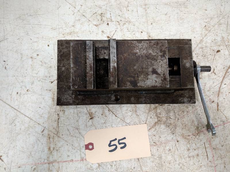 lot 55 image: 3 Precision Vise...
