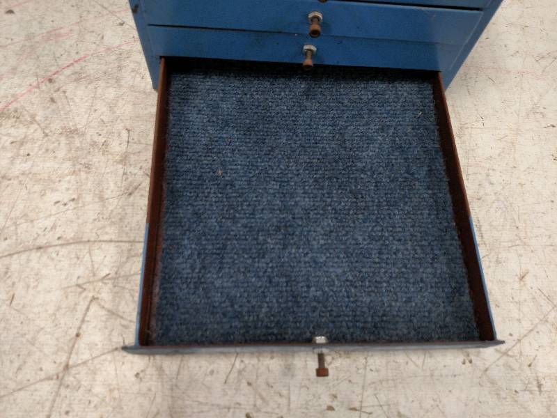 lot 206 image: 11 Drawer Cabinet, Carpet Lined, 10...