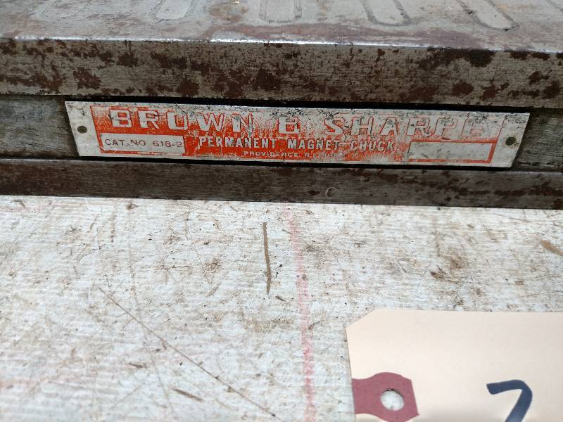 lot 213 image: Brown & Sharpe Magnetic Chuck, 18x6...