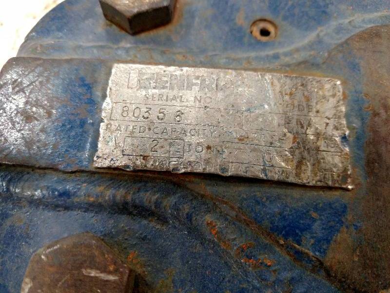 lot 220 image: Renfroe 2 Ton Sheet Lifter...