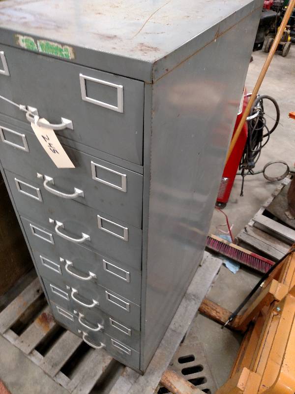 lot 245 image: 7 Drawer Parts Cabinet, Carpet Line...