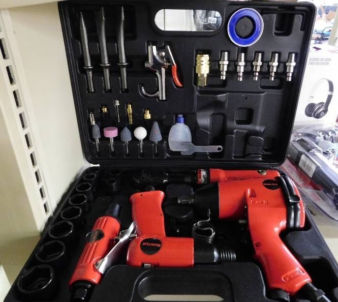 MASTER CRAFT 41 PC AIR TOOL SET