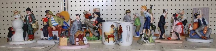 lot 26 image: Norman Rockwell Figurines and Mugs