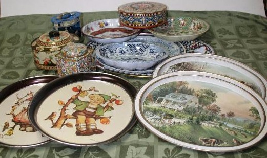 lot 35 image: Tin Containers and Trays