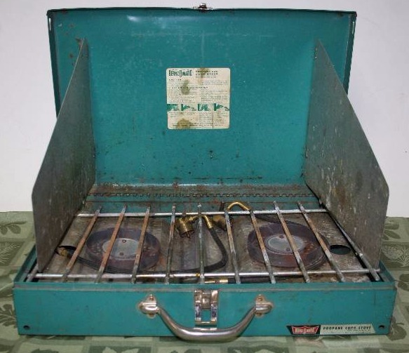 lot 71 image: Camp Stove