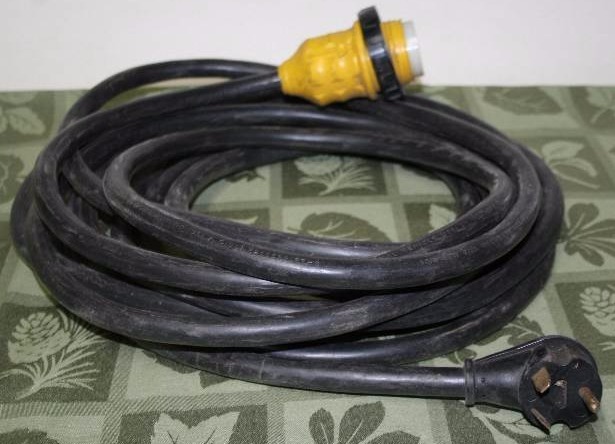 lot 87 image: 30 Foot RV Power Cord