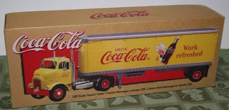 lot 125 image: Diecast Model Coca-Cola Truck