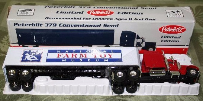 lot 150 image: Diecast Model Semi Truck