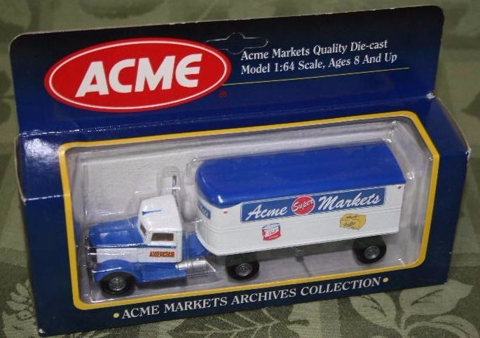 lot 160 image: Diecast Model Semi Truck