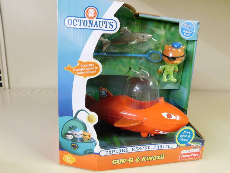 lot 60 image: FP Octonauts Gup-B, MSRP $24.99