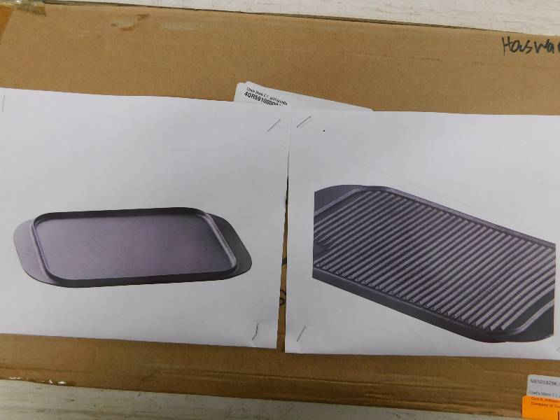 lot 85 image: Chefs Mark C.I. grillgriddle, MSRP $29.99