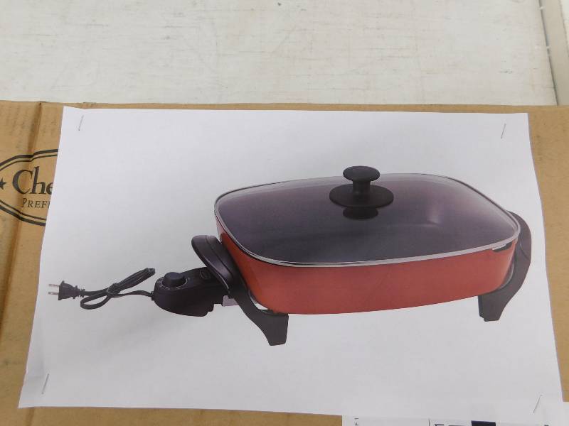 lot 95 image: Chefs Mark 16 Jumbo Electric skillet red, MSRP $43.99, STOCK PHOTO