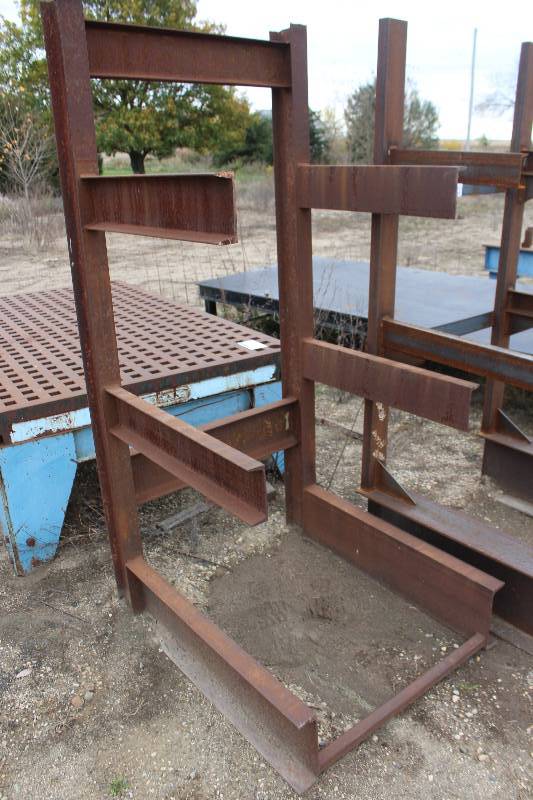 lot 182 image: 3-Tier Steel Rack