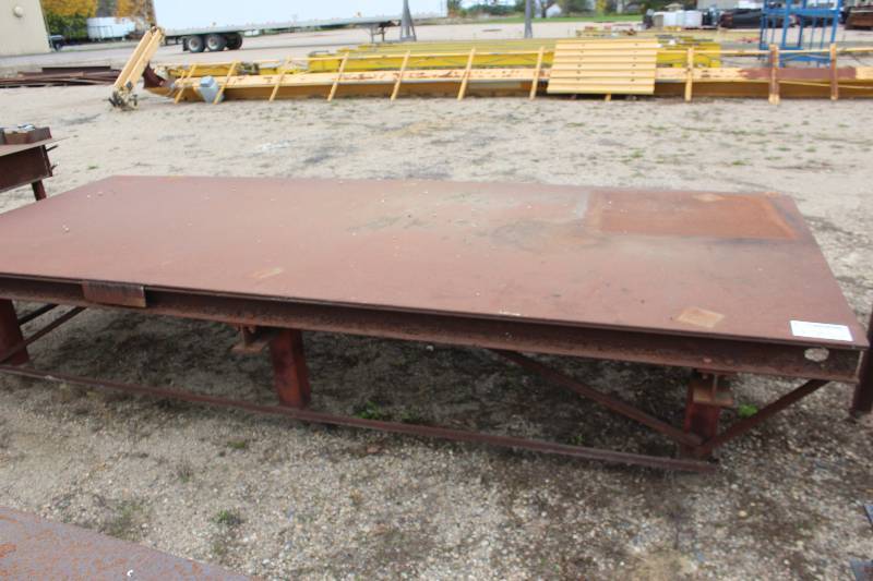 lot 178 image: Metal Welding Table