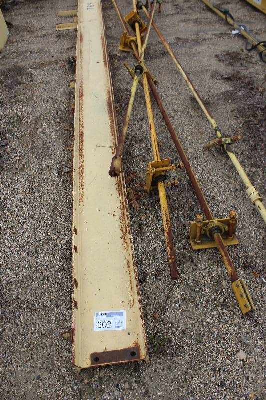 lot 202 image: Hoist System