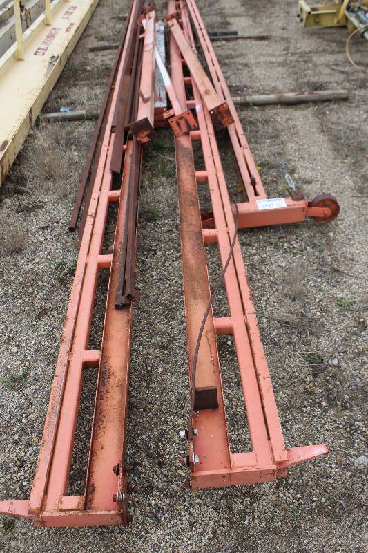 lot 200 image: Hoist System
