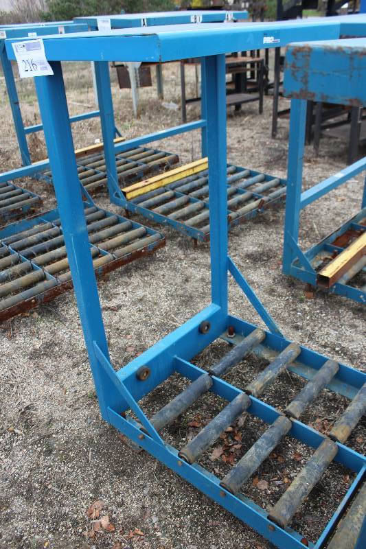 lot 216 image: Emersys Pro Series Metal Rack w Rollers