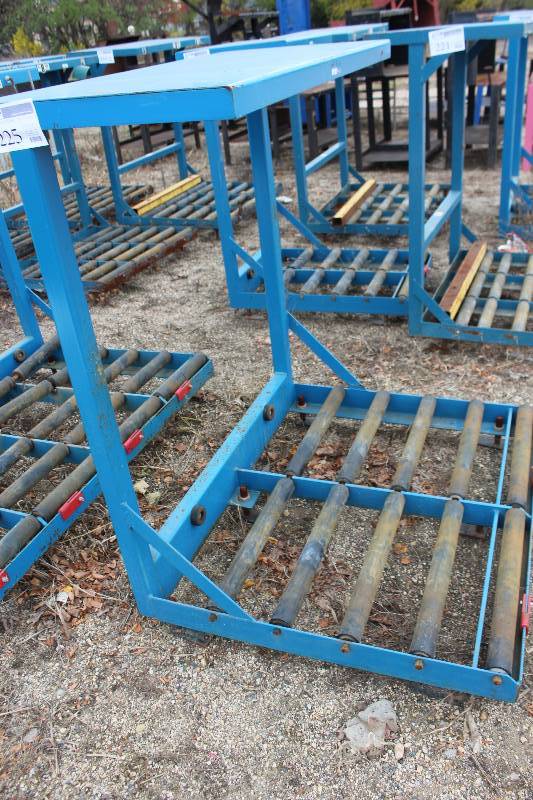 lot 225 image: Emersys Pro Series Metal Rack w Rollers