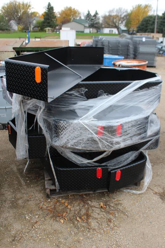 lot 240 image: Lot of (2) Sets of 72in. Fenders