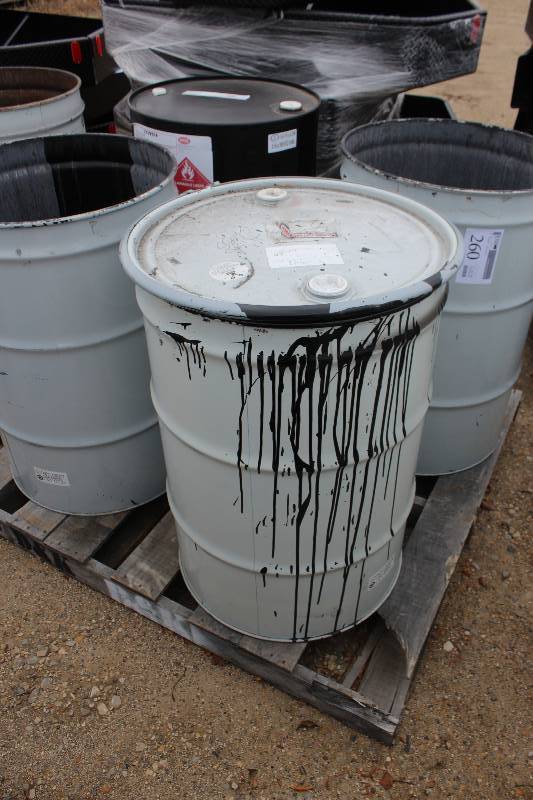 lot 260 image: Lot of (4) Metal Barrels