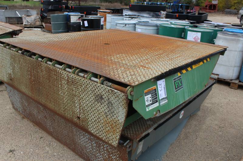 lot 275 image: Kelley DockLevelers 25000lbs. Docking Ramp