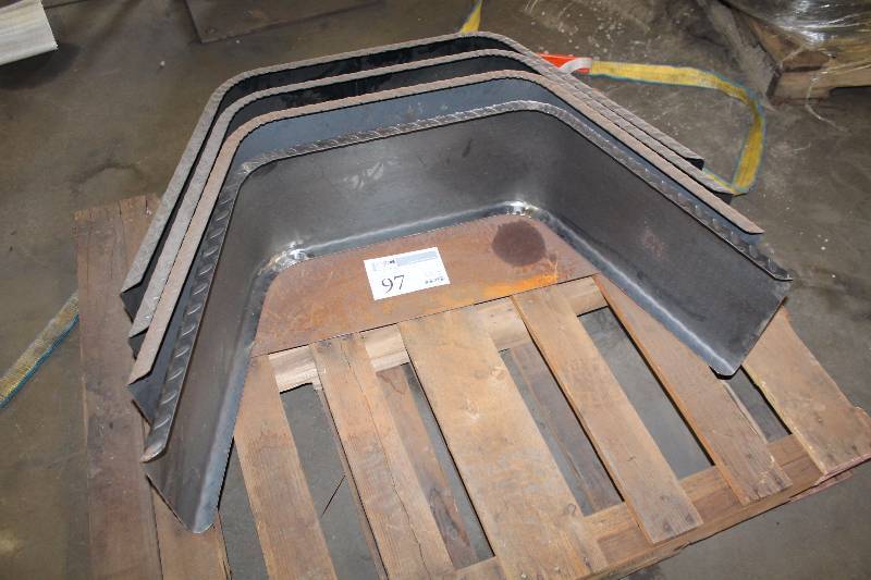 lot 97 image: Lot of (4) Fender Wells