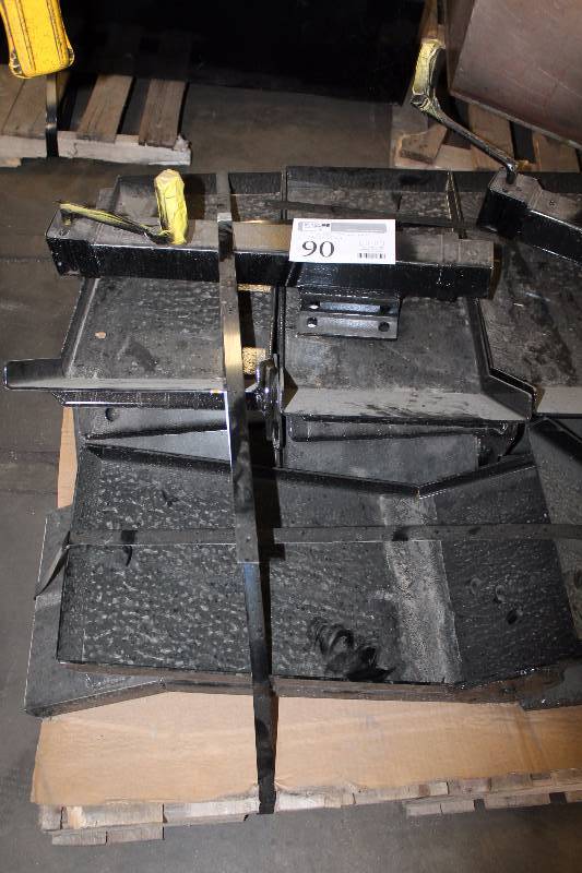 lot 90 image: Lot of (8) Fender Wells, Trailer Stand