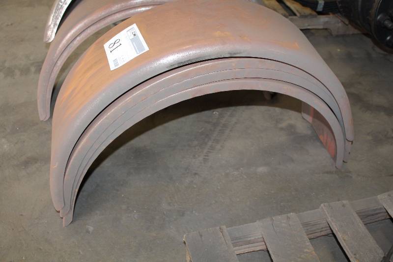 lot 81 image: Lot of (4) Fender Wells