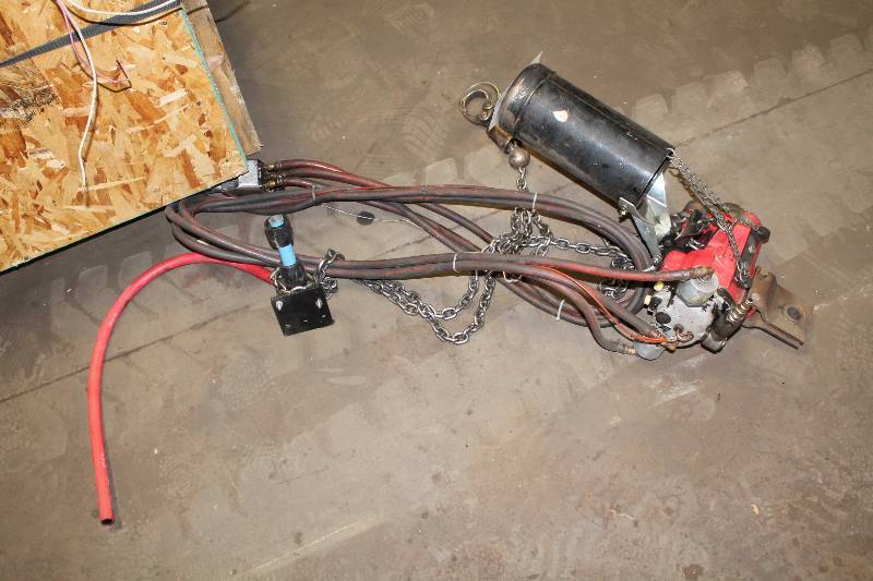 lot 29 image: ARO Hoist System