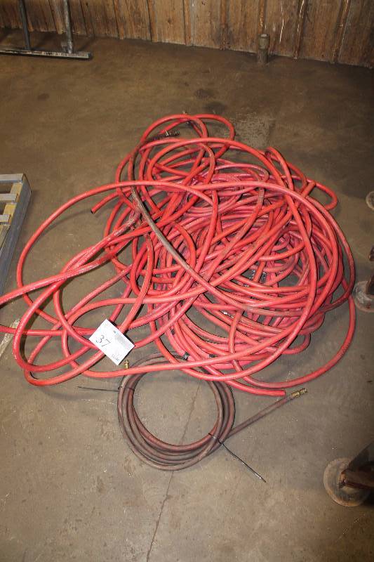 lot 37 image: Pile Lot of Air Hoses
