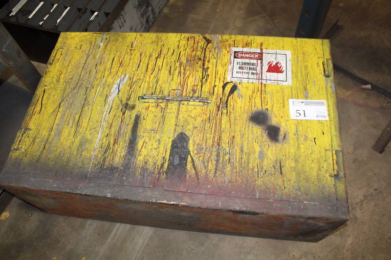 lot 51 image: Paint Cabinet