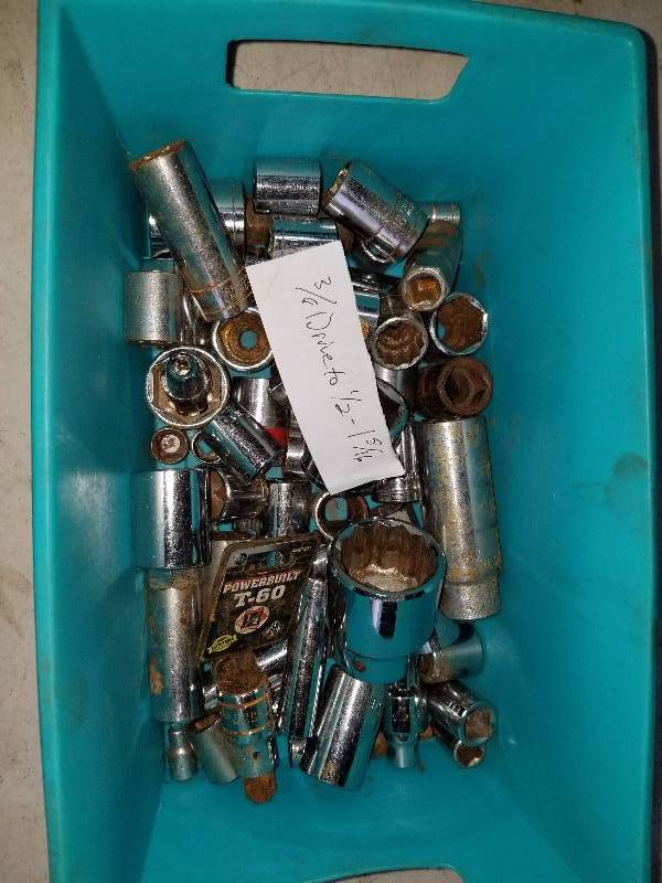lot 34 image: Blue Bin with misc. sockets some 38 and 12 drives from 38 to 1 516