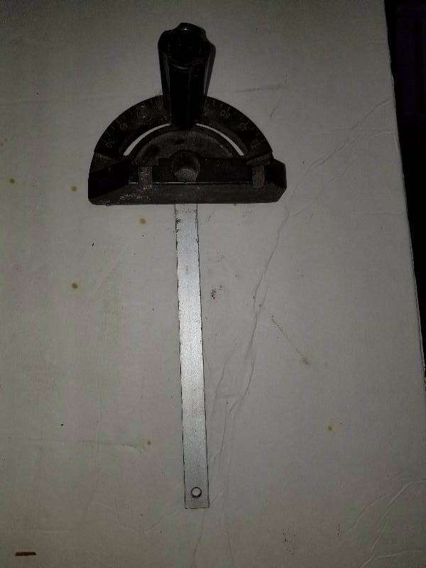 lot 71 image: Protech Table saw