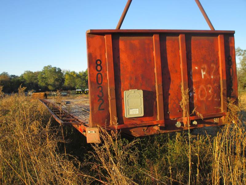 lot 83 image: 45 Hay Trailer